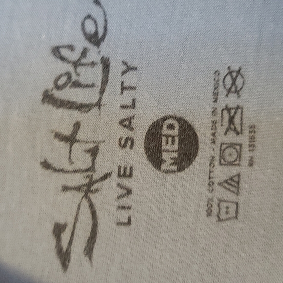 Salt Life medium t-shirt - Picture 3 of 3